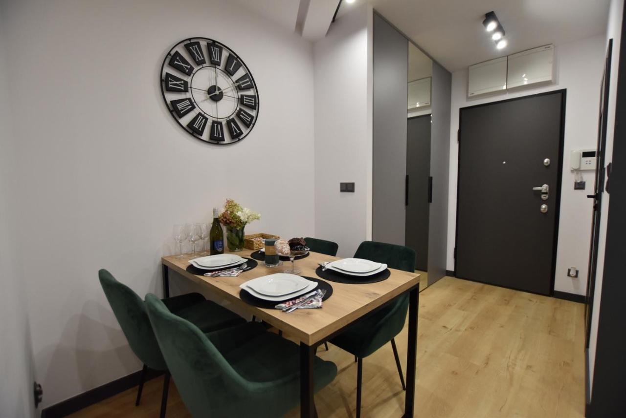 ורוצלב Green Apartament City Center מראה חיצוני תמונה